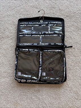 Vera Bradley Hanging Travel Toiletry Bag - Black Floral